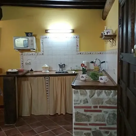 La Zurdina * Mogarraz