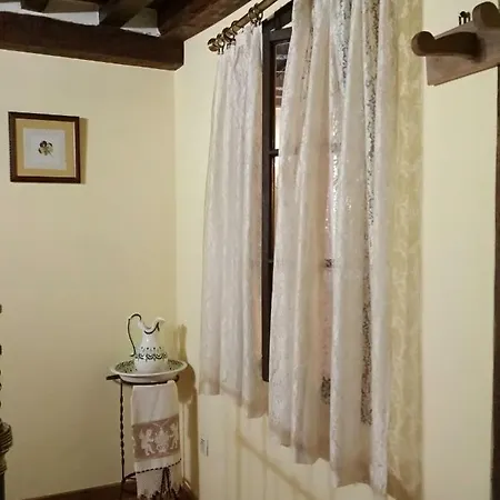 La Zurdina